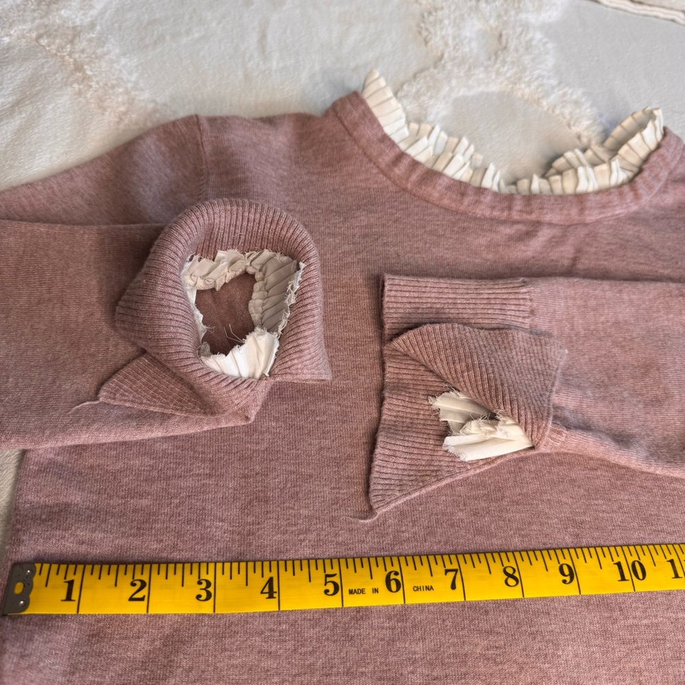 Vila Milano Wool Blend Sweater Size XL Lavender Pleated‎ Ruffle Collar Cuffs - Picture 7 of 13